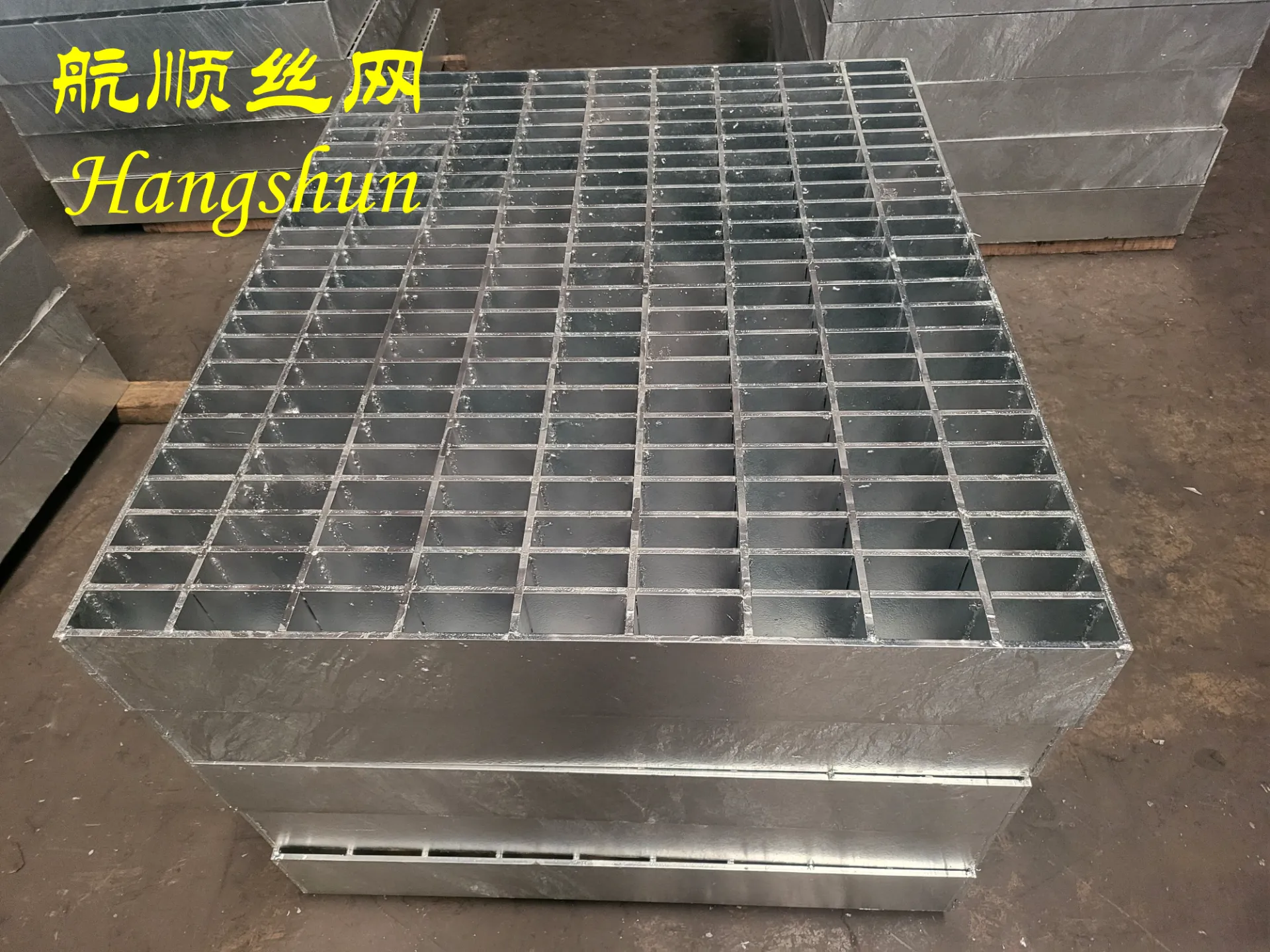 Stainless Steel Floor Grating   Durable & Corrosion-Resistant Solutions