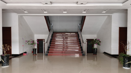 Innovative Designs for Bar Grating Panels in Modern Architecture and Applications