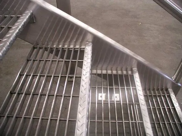 heavy-duty welded bar grating